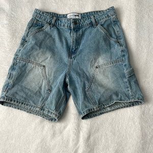 Fashion Nova denim shorts. Baggy. Low wasted.